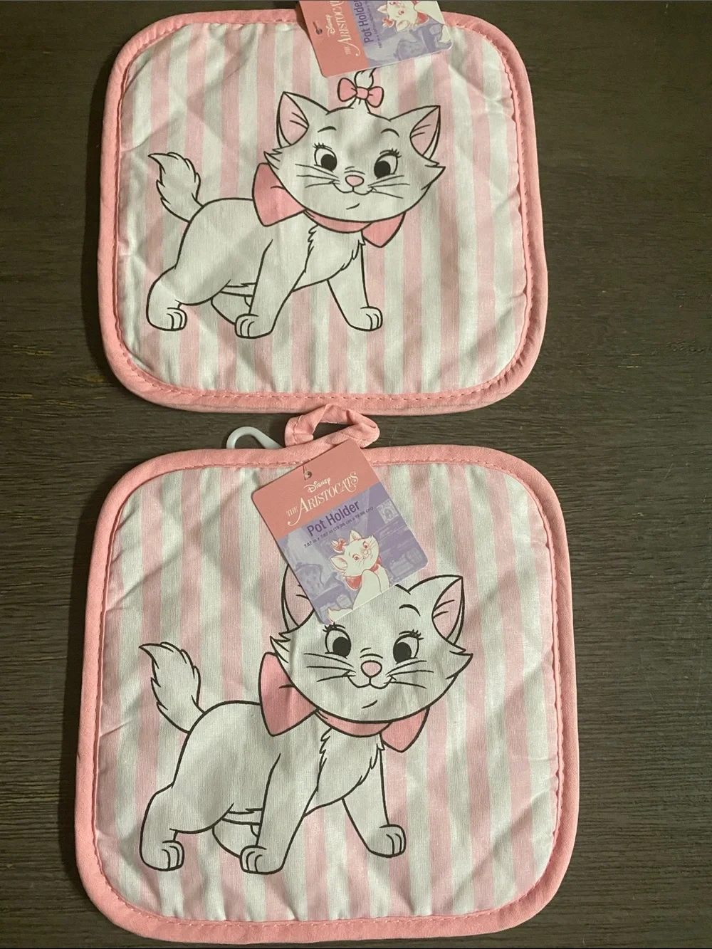 The aristocats Pot Holders  & Oven Mittens Set